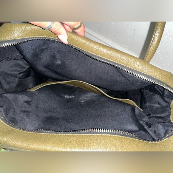 Givenchy tote - Picture 10 of 10